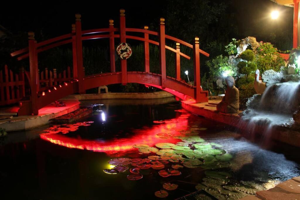 Gite Au Printemps Japonais, Petit Train De La Mure, Parc Des Ecrins Pierre-Chatel ภายนอก รูปภาพ