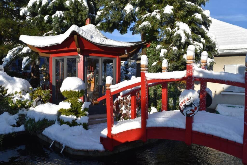 Gite Au Printemps Japonais, Petit Train De La Mure, Parc Des Ecrins Pierre-Chatel ภายนอก รูปภาพ