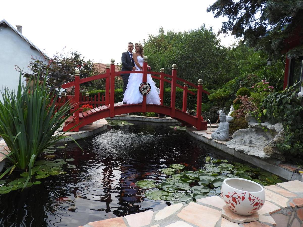 Gite Au Printemps Japonais, Petit Train De La Mure, Parc Des Ecrins Pierre-Chatel ภายนอก รูปภาพ